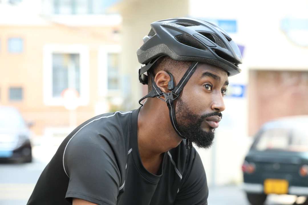 Best Bone Conduction Headphones for Cycling: Top 6